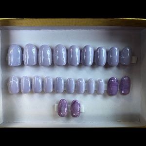 Custom press on nail